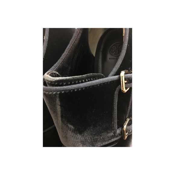 Tory Burch • Velvet Shoes - Picture 5 of 6